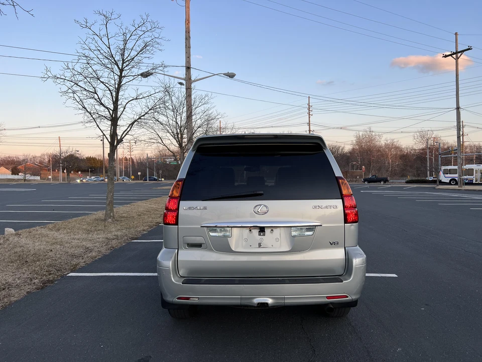 2003 Lexus GX 1st Gen - Image 19 of 31
