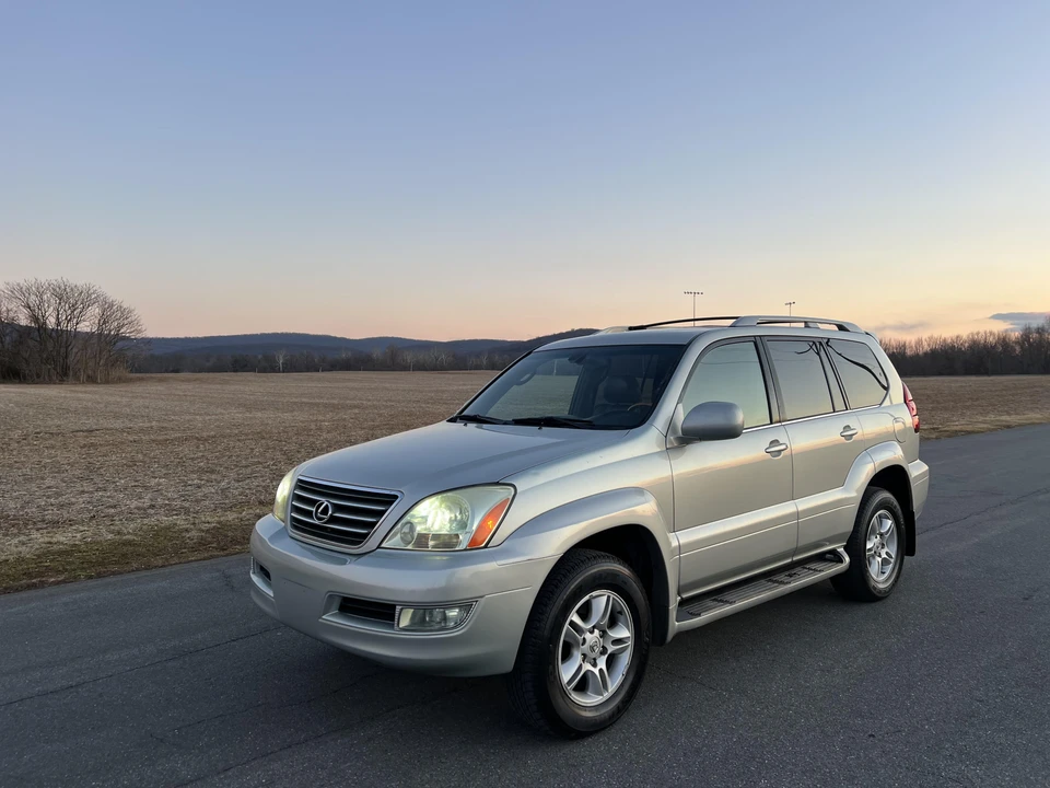 2003 Lexus GX 1st Gen - Image 8 of 31