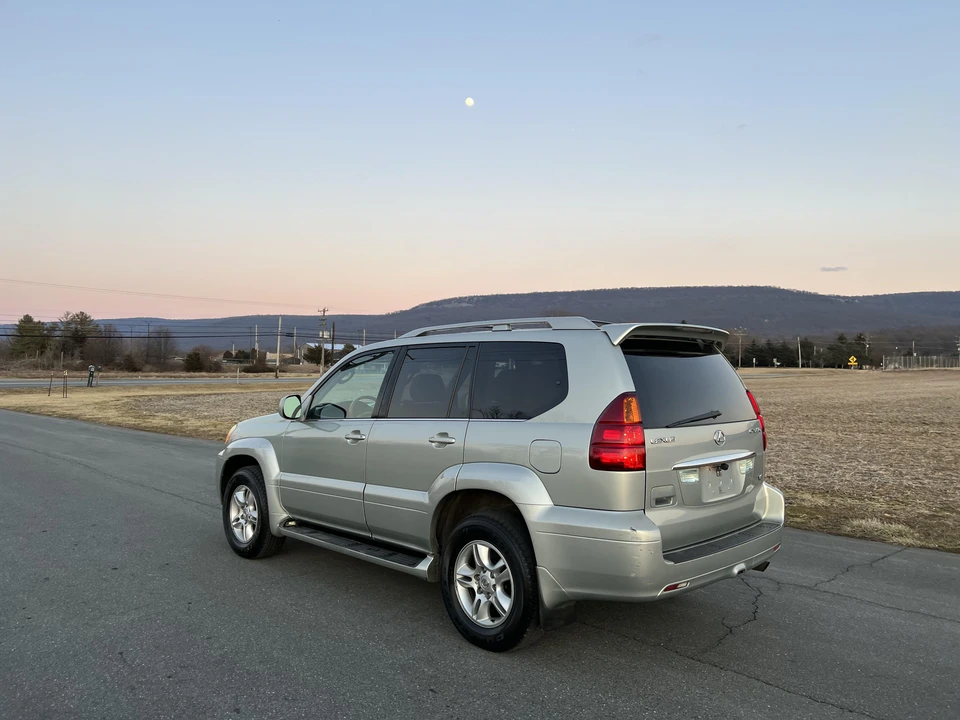 2003 Lexus GX 1st Gen - Image 14 of 31