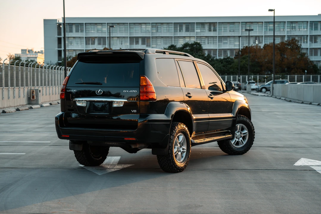 2003 Lexus GX 1st Gen - Image 16 of 25