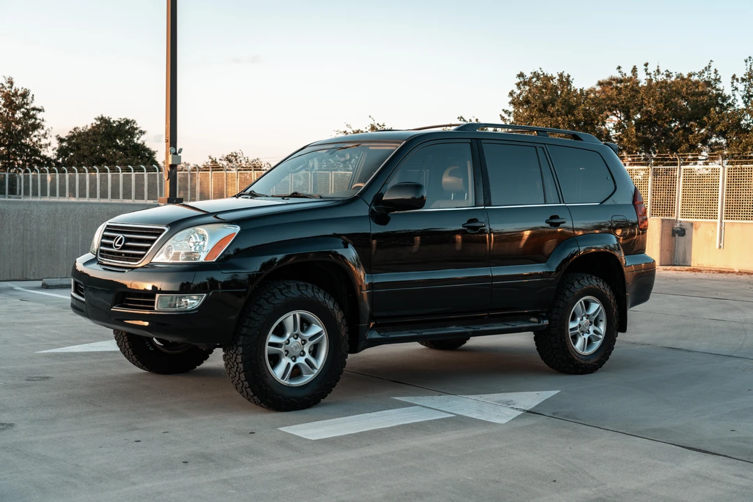 2003 Lexus GX 1st Gen - Image 10 of 25