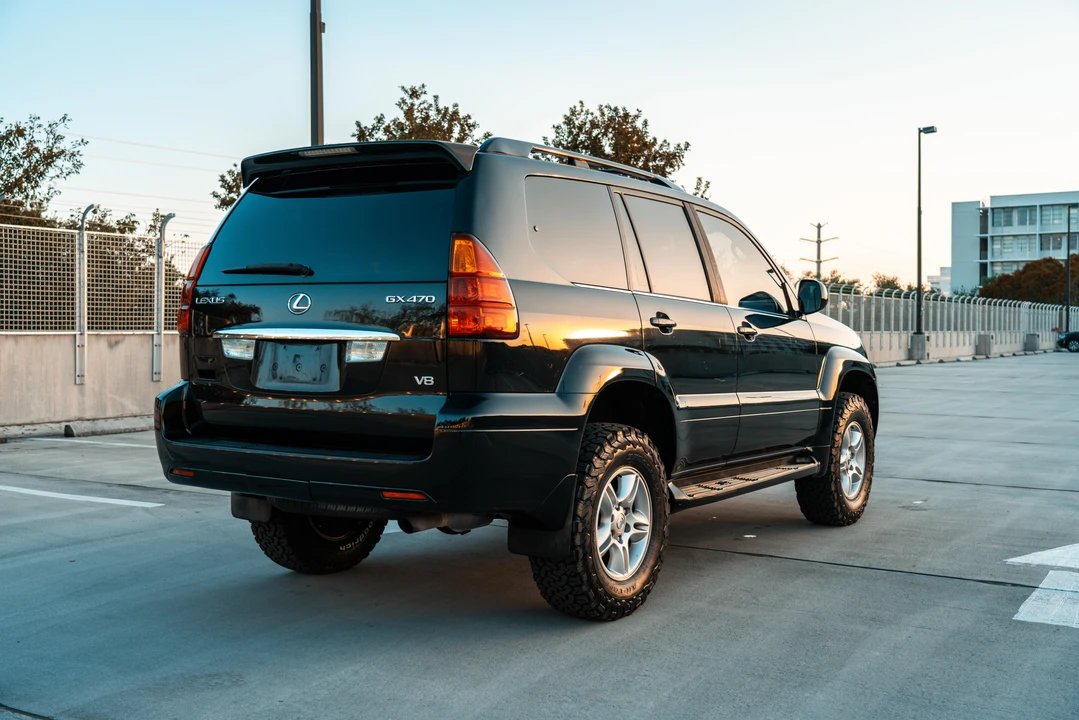 2003 Lexus GX 1st Gen - Image 15 of 25