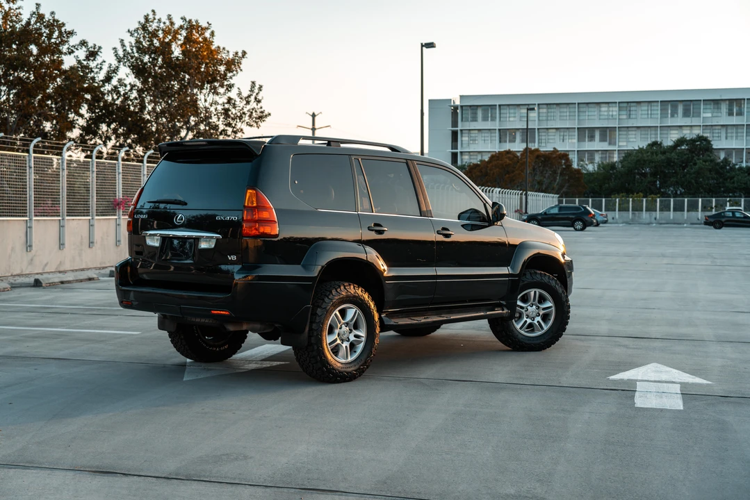 2003 Lexus GX 1st Gen - Image 17 of 25