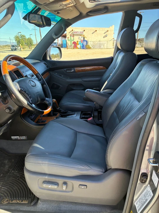 2003 Lexus GX 1st Gen - Image 5 of 21