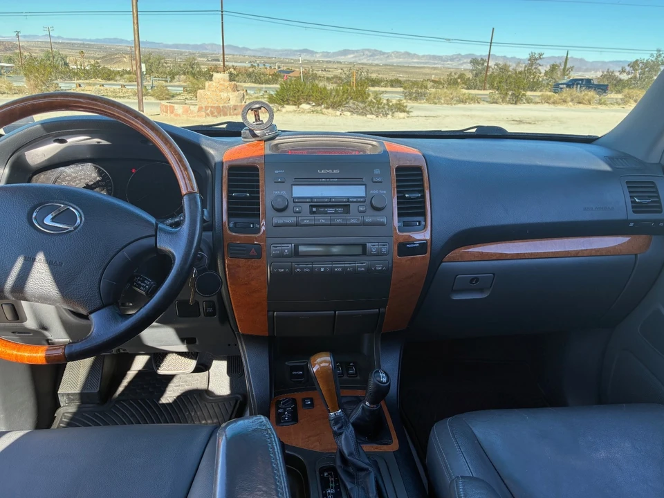 2003 Lexus GX 1st Gen - Image 7 of 21