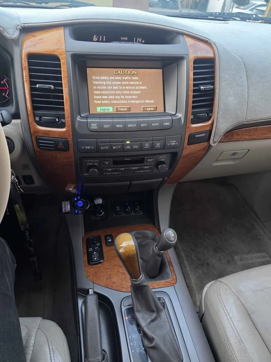 2003 Lexus GX 1st Gen - Image 15 of 20