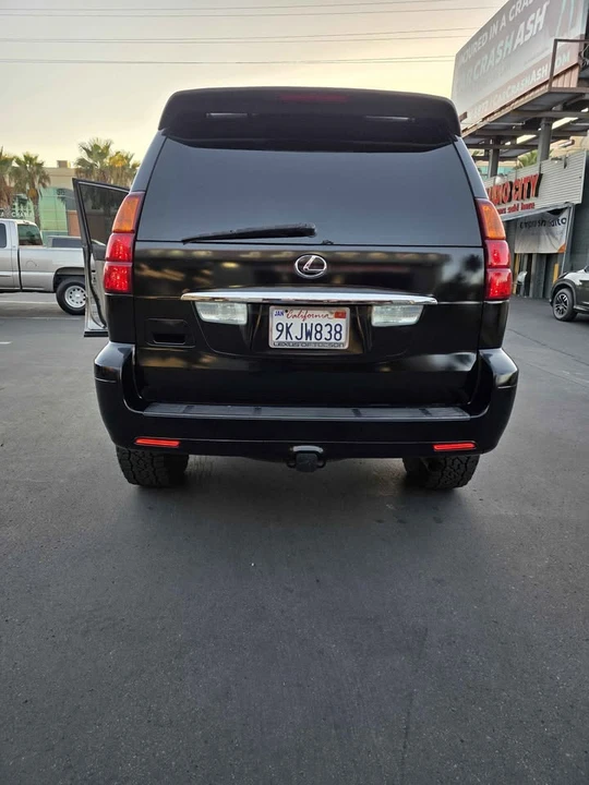 2003 Lexus GX 1st Gen - Image 17 of 20