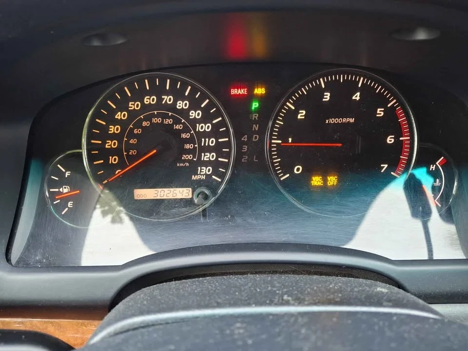 2003 Lexus GX 1st Gen - Image 8 of 8