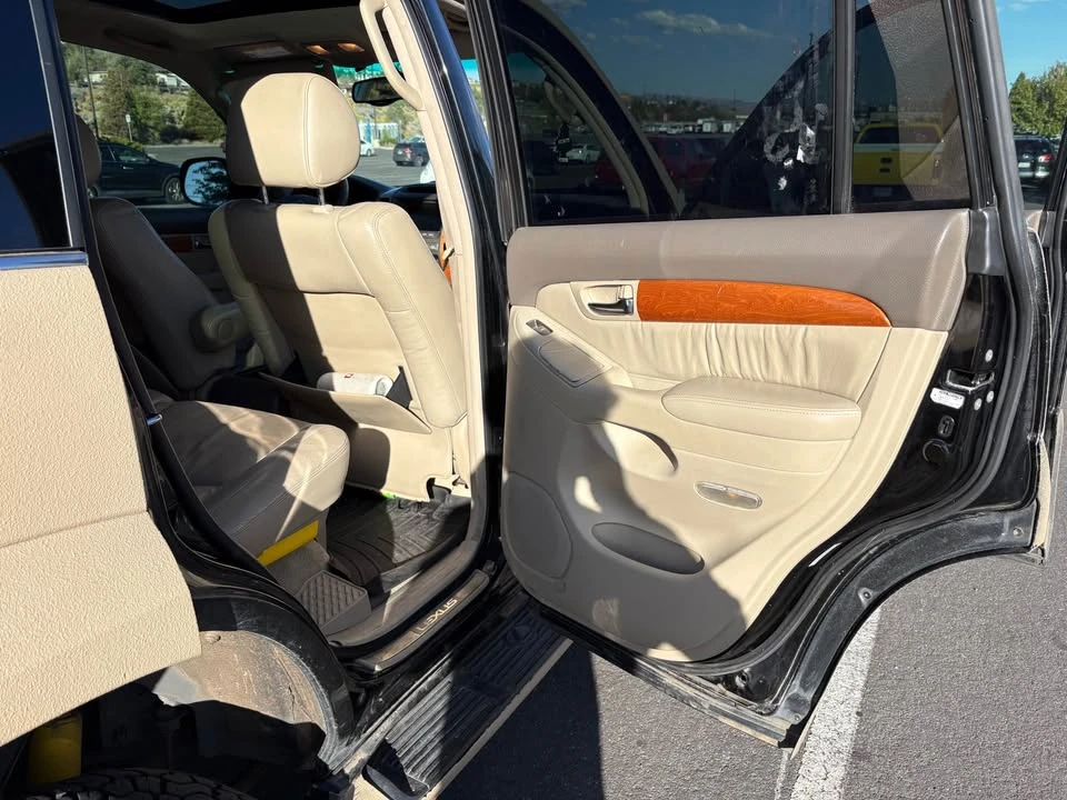 2003 Lexus GX 1st Gen - Image 10 of 18