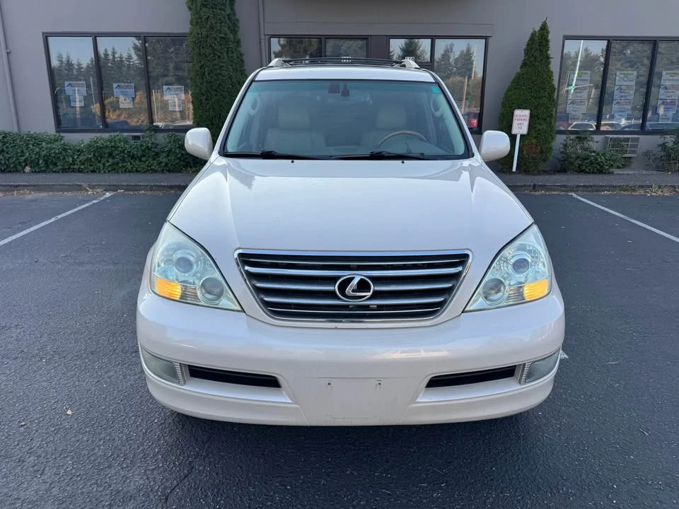 2003 Lexus GX 1st Gen - Image 2 of 15