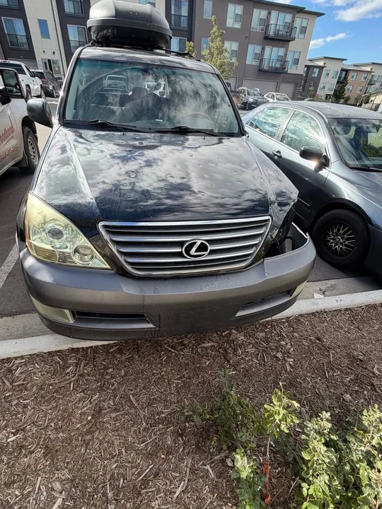 2003 Lexus GX 1st Gen - Image 4 of 6