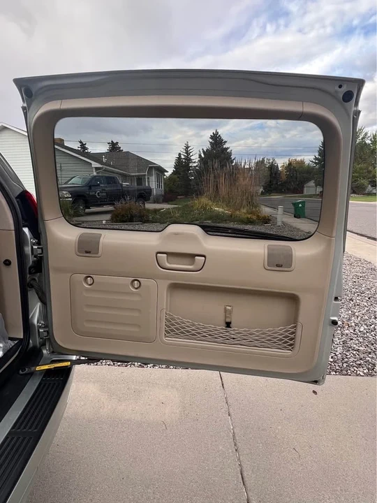 2003 Lexus GX 1st Gen - Image 11 of 20