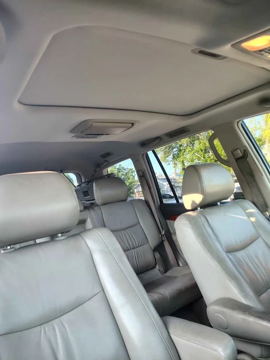 2003 Lexus GX 1st Gen - Image 5 of 7