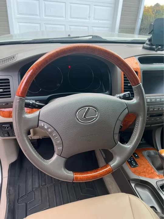 2003 Lexus GX 1st Gen - Image 18 of 20