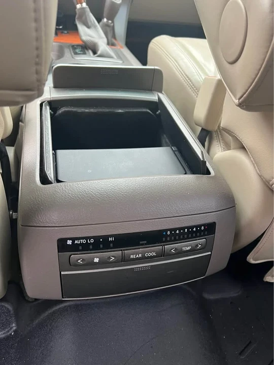 2003 Lexus GX 1st Gen - Image 14 of 20