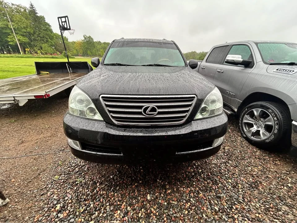 2003 Lexus GX 1st Gen - Image 5 of 8