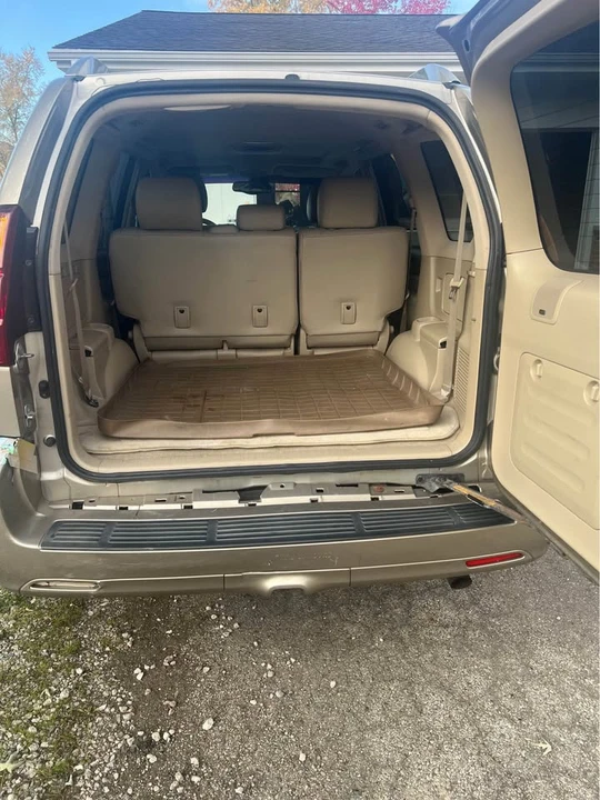 2003 Lexus GX 1st Gen - Image 6 of 11