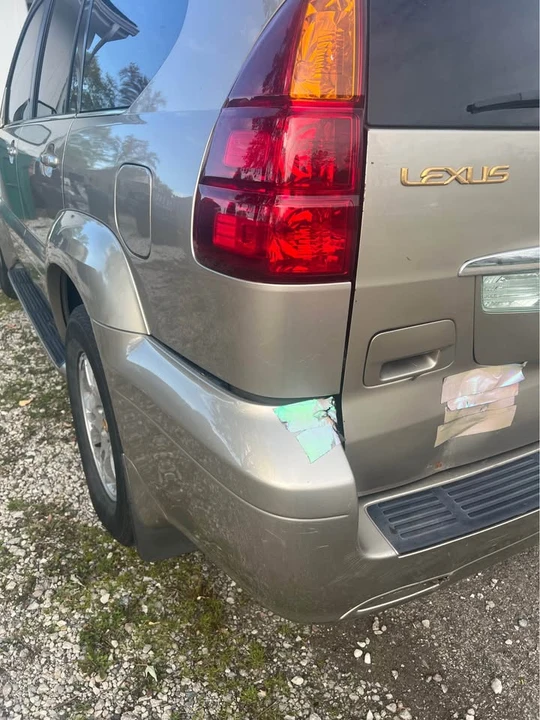 2003 Lexus GX 1st Gen - Image 8 of 11