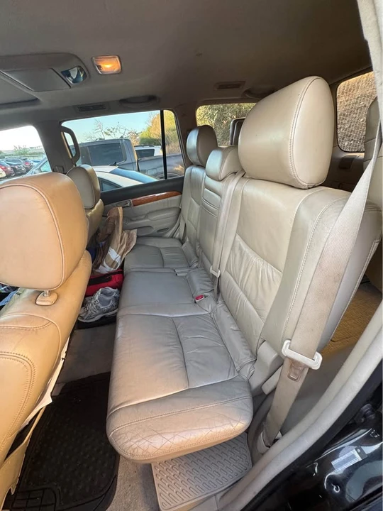 2003 Lexus GX 1st Gen - Image 6 of 7