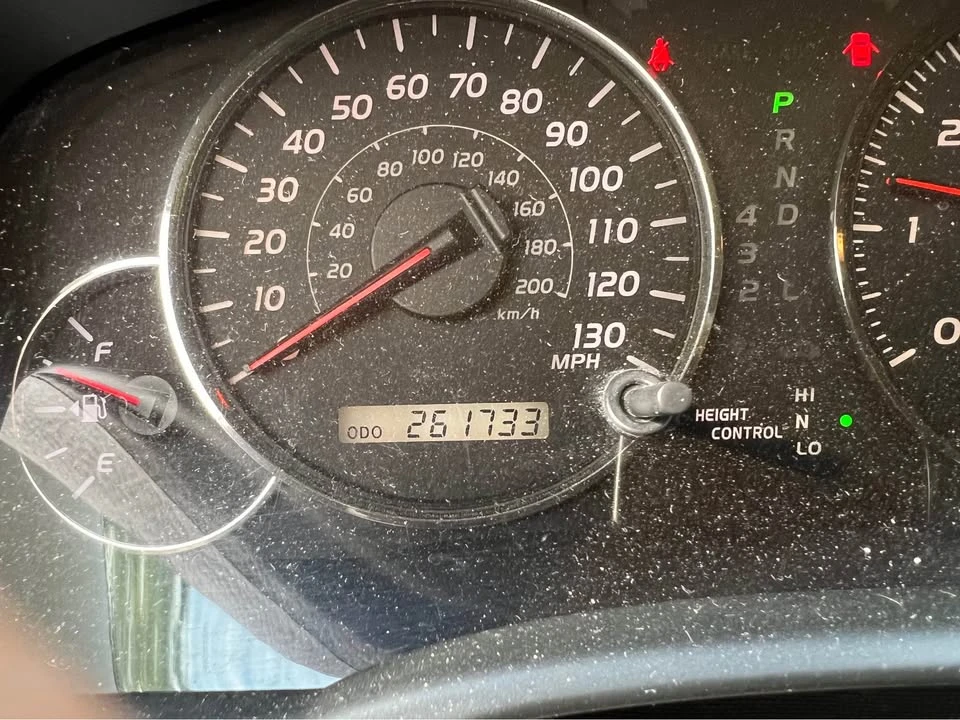 2003 Lexus GX 1st Gen - Image 5 of 11