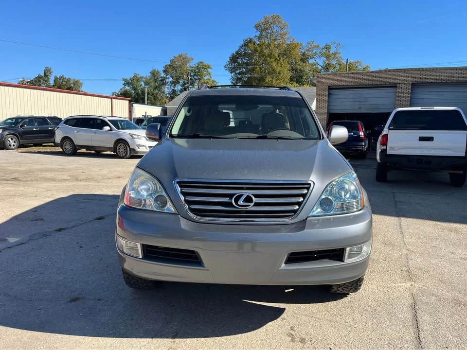 2003 Lexus GX 1st Gen - Image 2 of 13