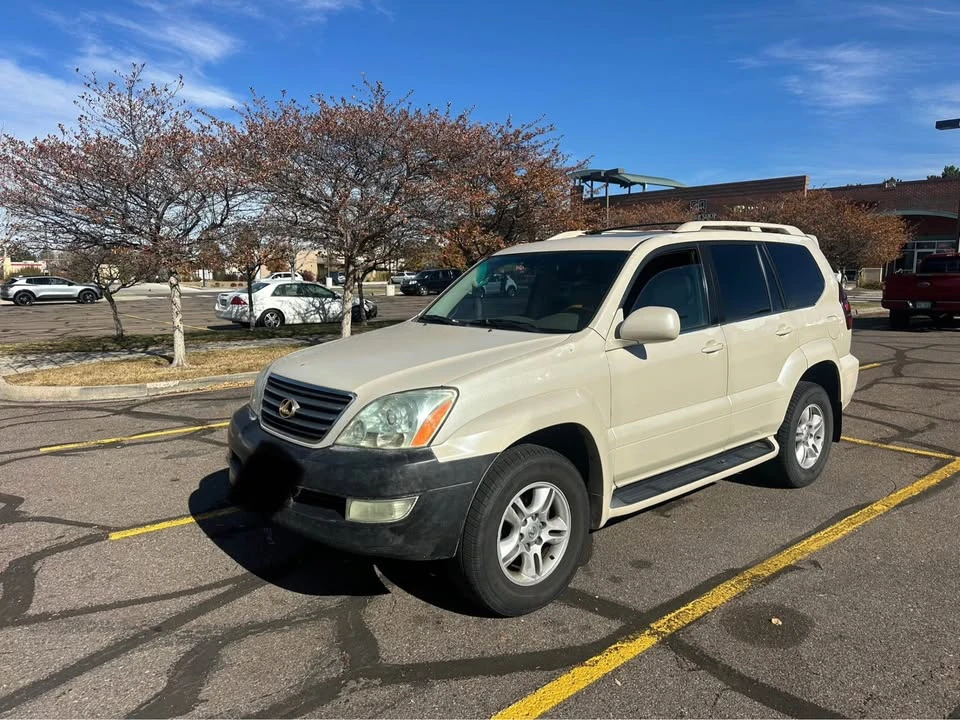 2003 Lexus GX 1st Gen - Image 3 of 12
