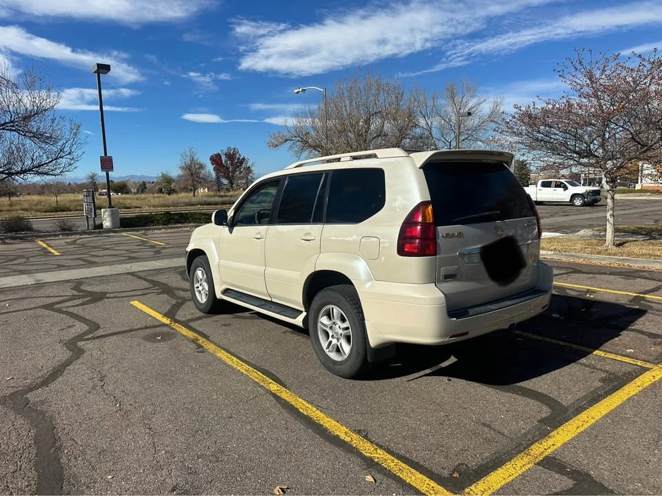 2003 Lexus GX 1st Gen - Image 2 of 12