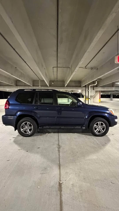 2003 Lexus GX 1st Gen - Image 3 of 14