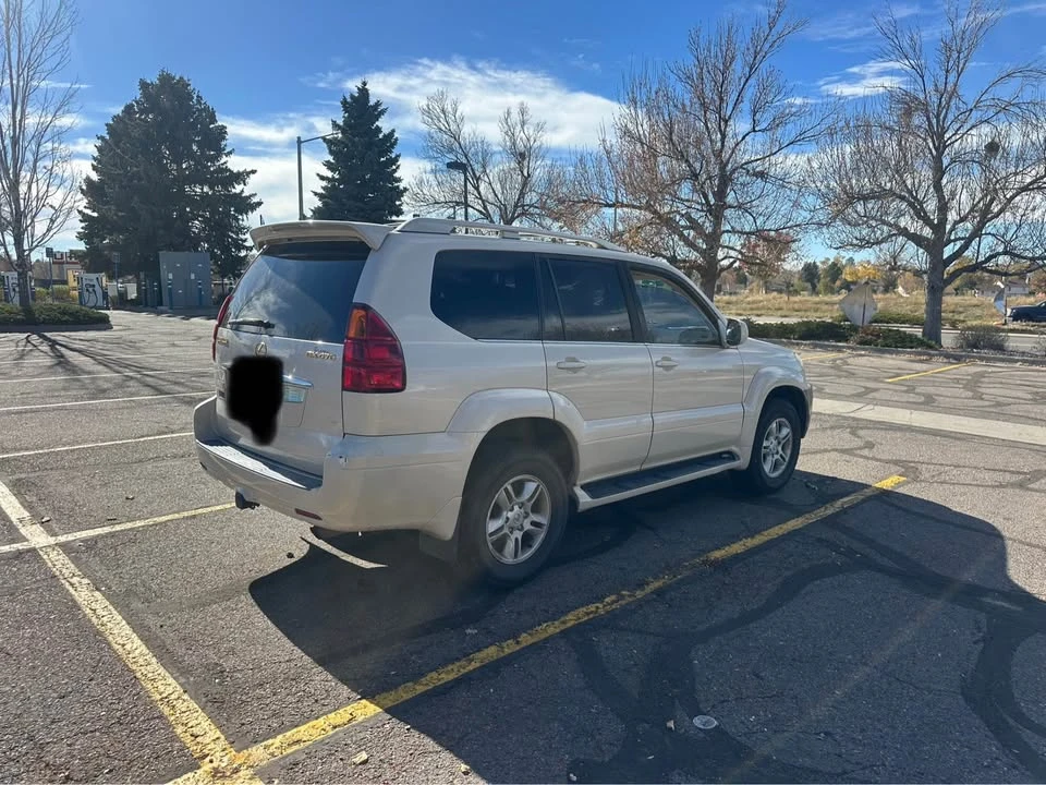 2003 Lexus GX 1st Gen - Image 6 of 12