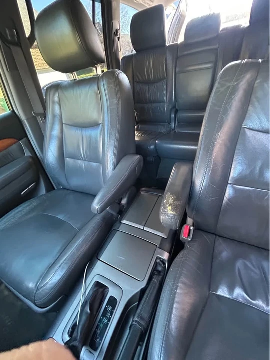2003 Lexus GX 1st Gen - Image 11 of 18