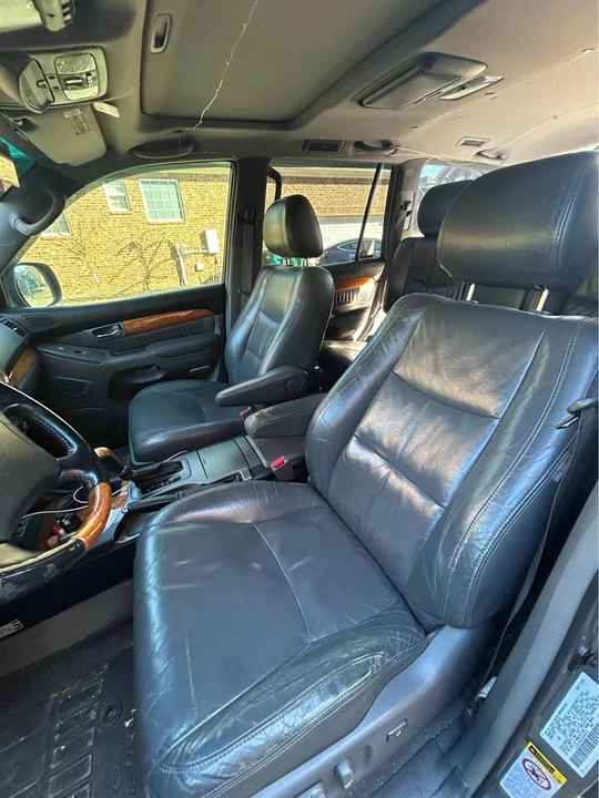 2003 Lexus GX 1st Gen - Image 10 of 18