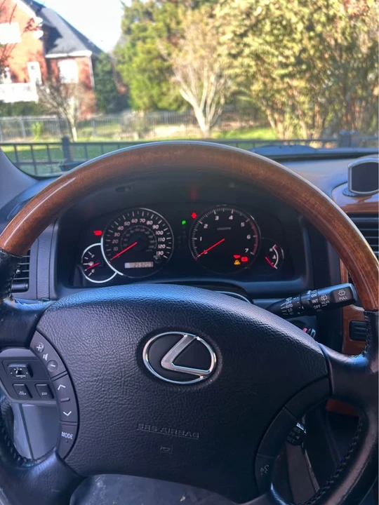 2003 Lexus GX 1st Gen - Image 7 of 18