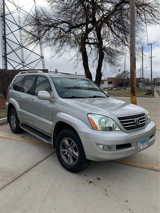2003 Lexus GX 1st Gen - Image 2 of 17
