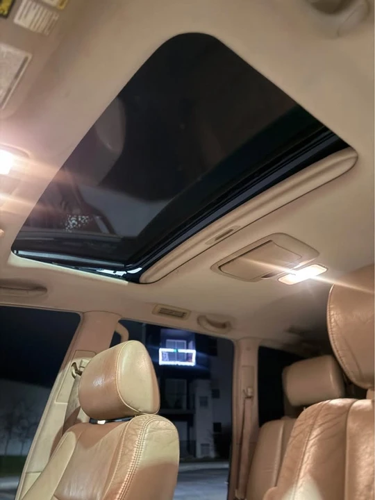 2003 Lexus GX 1st Gen - Image 6 of 18
