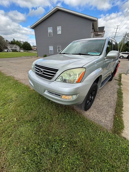2003 Lexus GX 1st Gen - Image 2 of 2