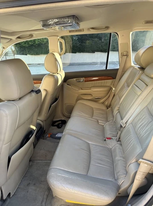 2003 Lexus GX 1st Gen - Image 5 of 13