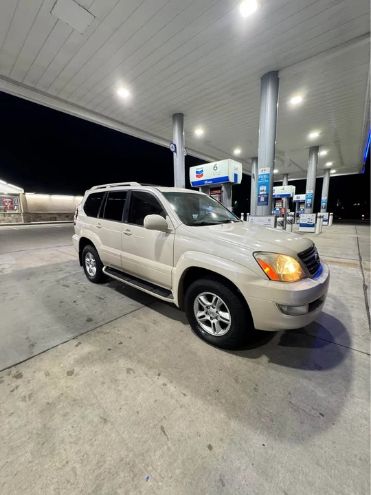 2003 Lexus GX 1st Gen - Image 3 of 19
