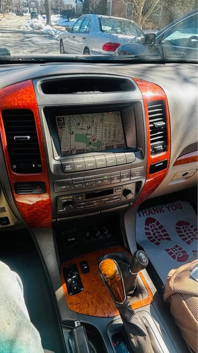 2003 Lexus GX 1st Gen - Image 14 of 17