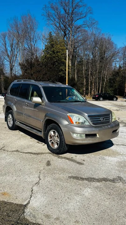 2003 Lexus GX 1st Gen - Image 2 of 17