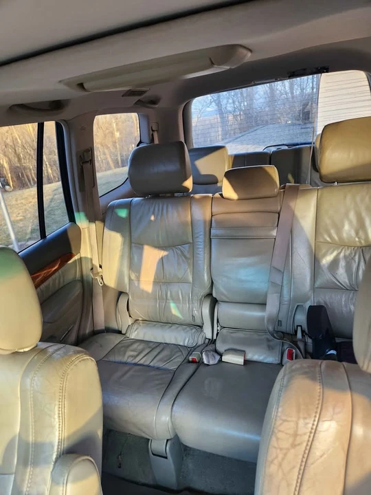 2003 Lexus GX 1st Gen - Image 7 of 20