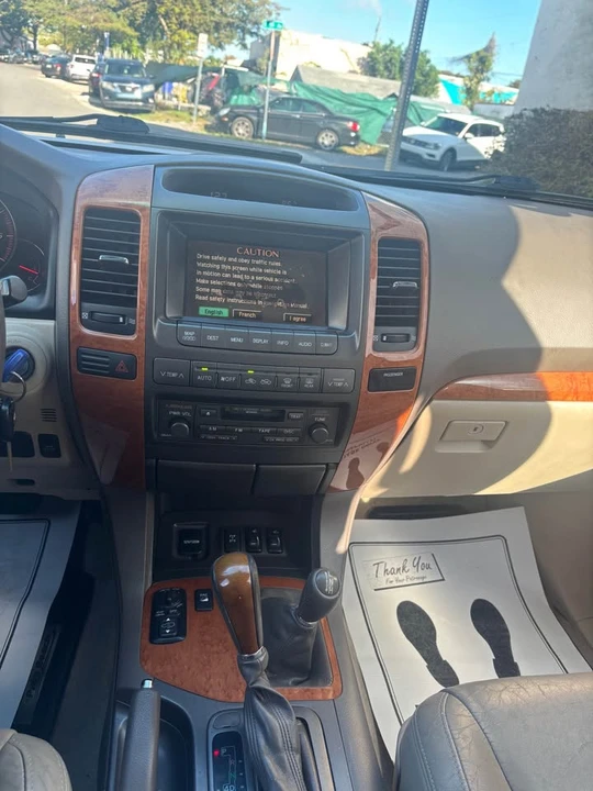 2003 Lexus GX 1st Gen - Image 17 of 18