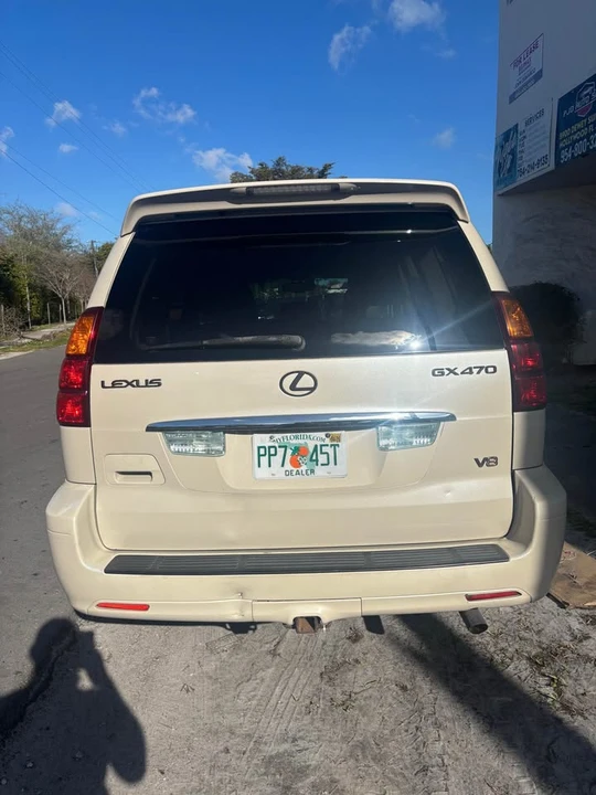 2003 Lexus GX 1st Gen - Image 6 of 18