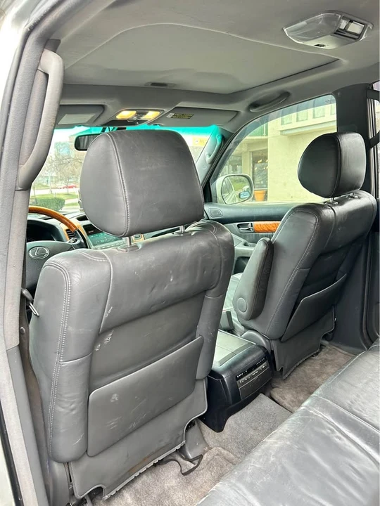 2003 Lexus GX 1st Gen - Image 10 of 11