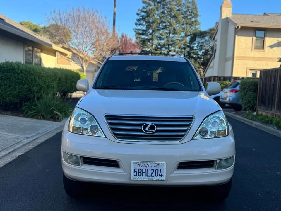 2003 Lexus GX 1st Gen - Image 3 of 15