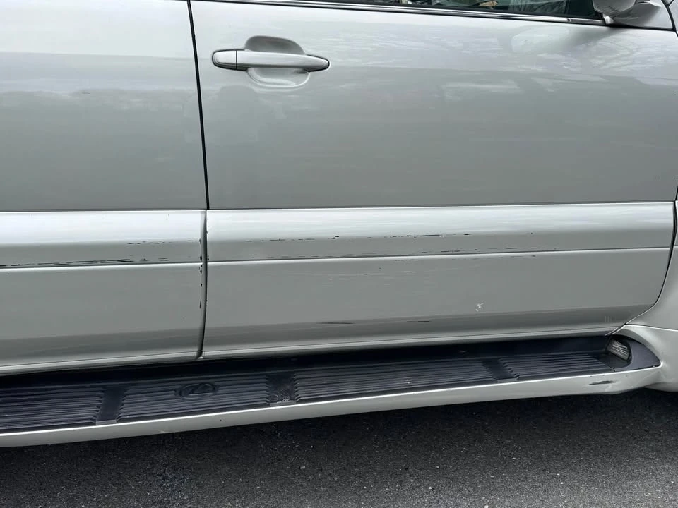 2003 Lexus GX 1st Gen - Image 19 of 19