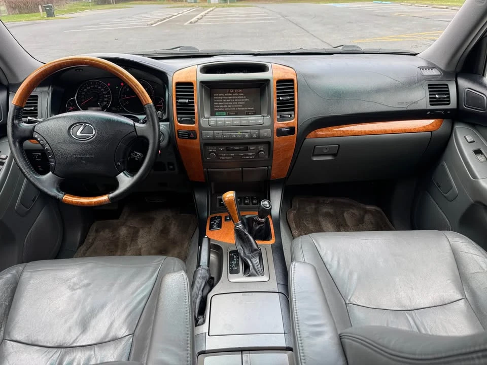 2003 Lexus GX 1st Gen - Image 14 of 19