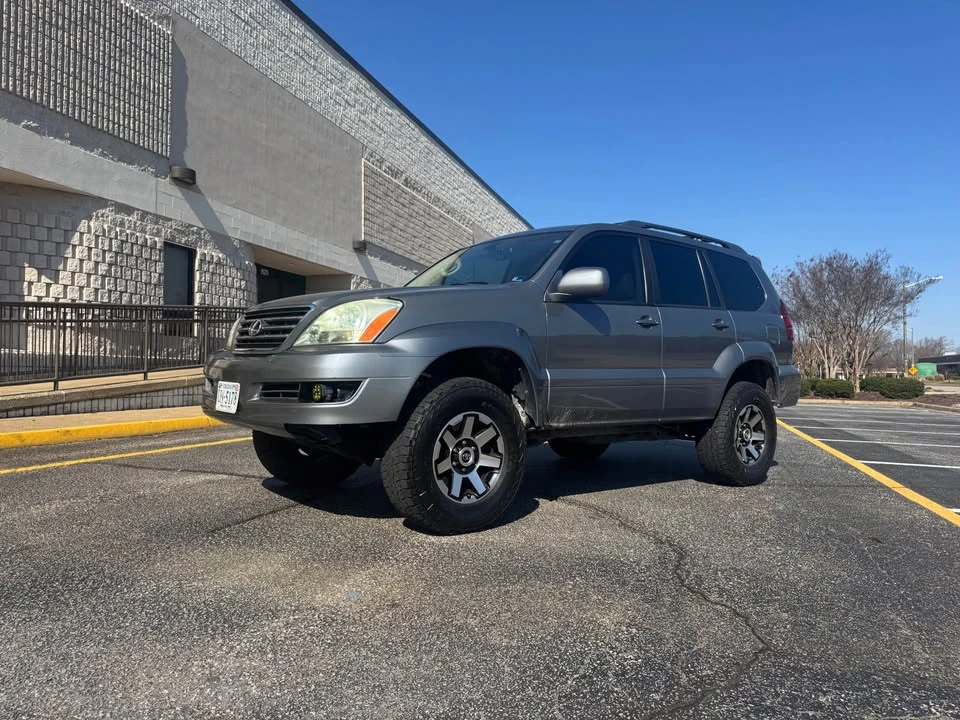 2003 Lexus GX 1st Gen - Image 13 of 20