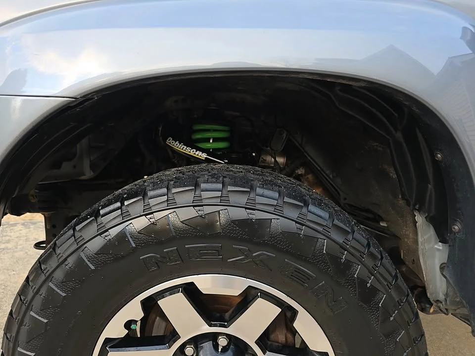 2003 Lexus GX 1st Gen - Image 11 of 20