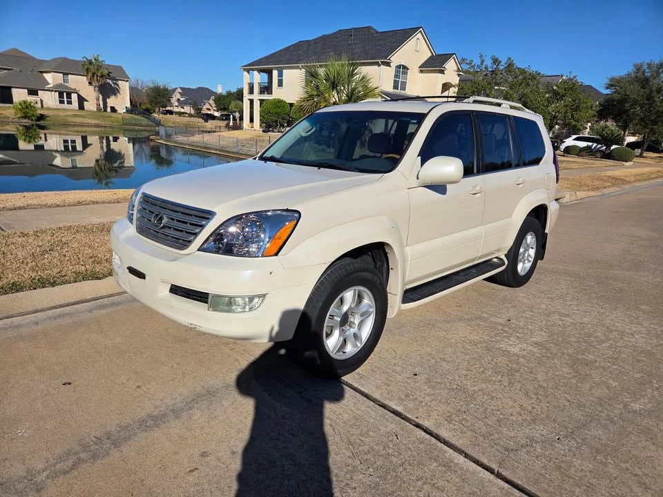 2003 Lexus GX 1st Gen - Image 3 of 20