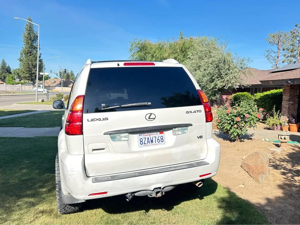 2003 Lexus GX 1st Gen - Image 3 of 5